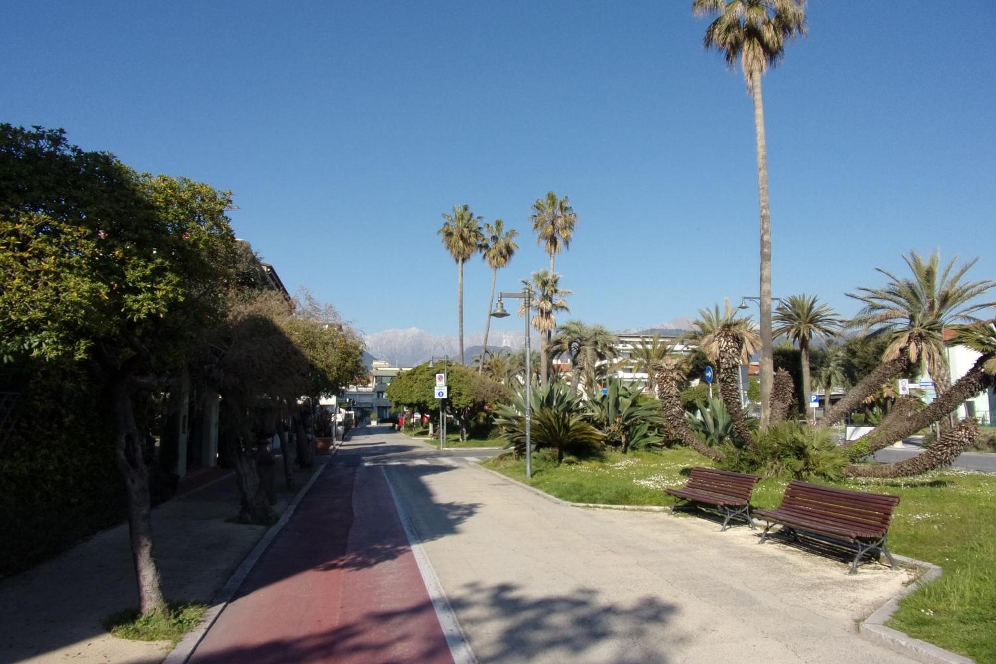 La Chimera 700M From Sea - Happy Rentals マッサ エクステリア 写真